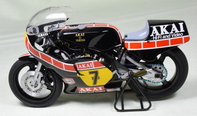AKAIYZR500_2