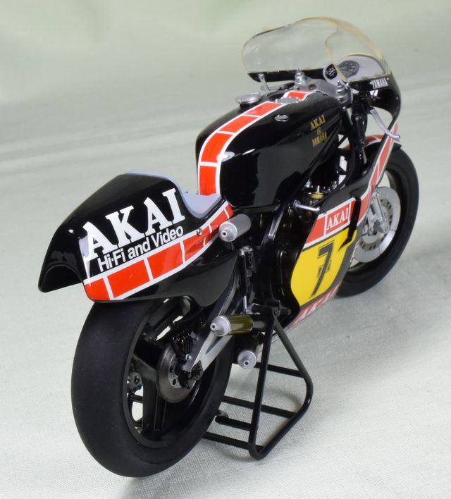 AKAIYZR500_4