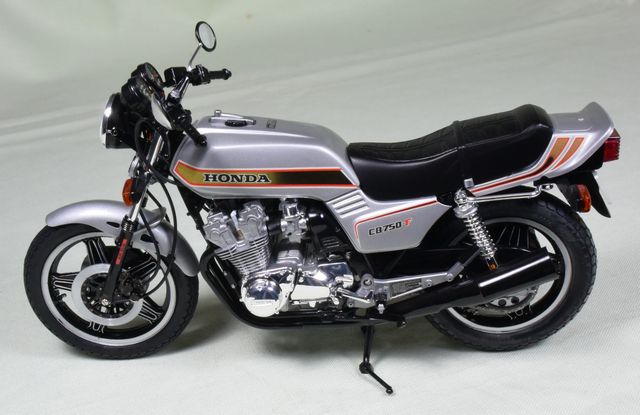 CB750F_2