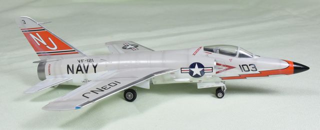 F11F-4