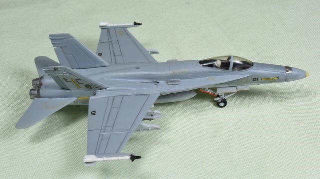 F/A18_4
