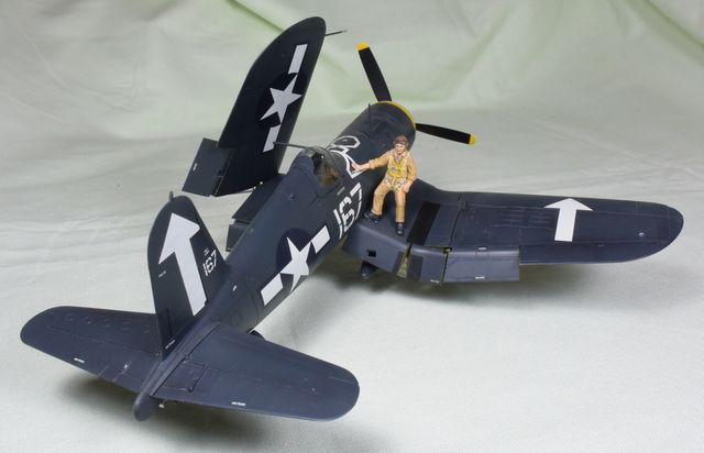 F4U_3