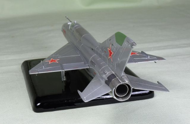 MIG21_2