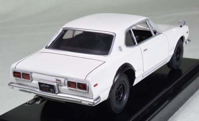 SKYLINE2000GTR_2